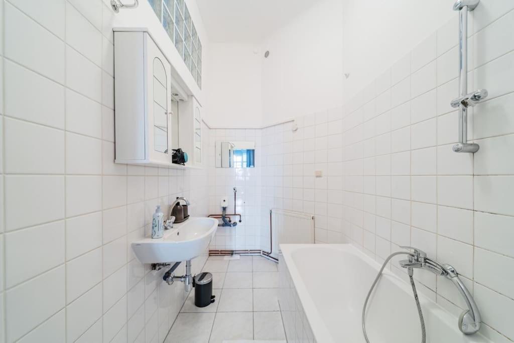 Zentrale Wohnung Fuer Entdecker เวียนนา ภายนอก รูปภาพ